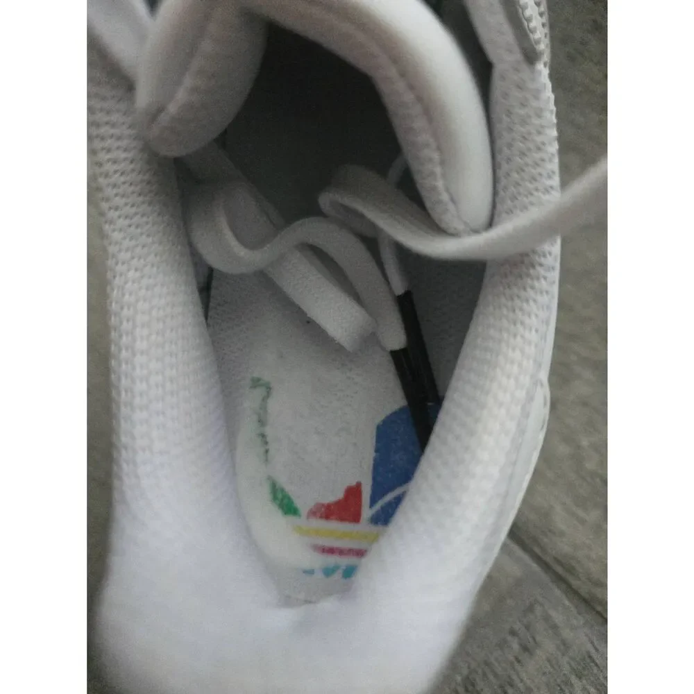 Women's Adidas Original Superstar Sneakers‎ White Red Green Blue Size 5